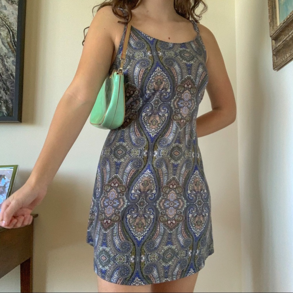 cutest paisley dress!